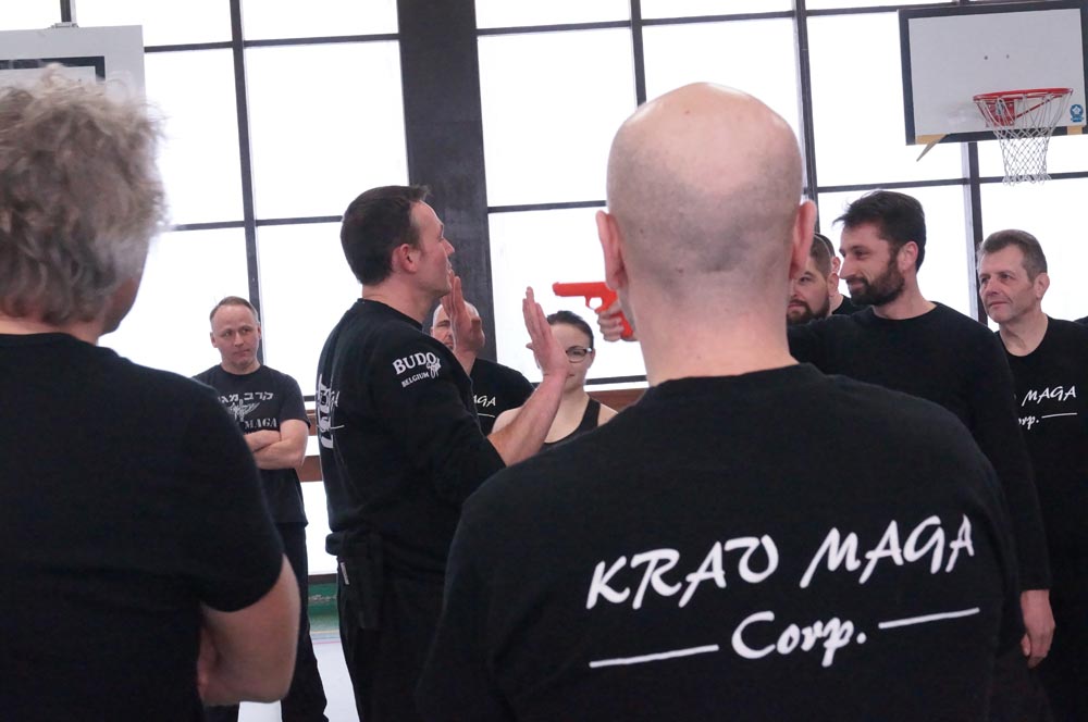 Photo du stage défense arme à feu Krav Maga Roncq